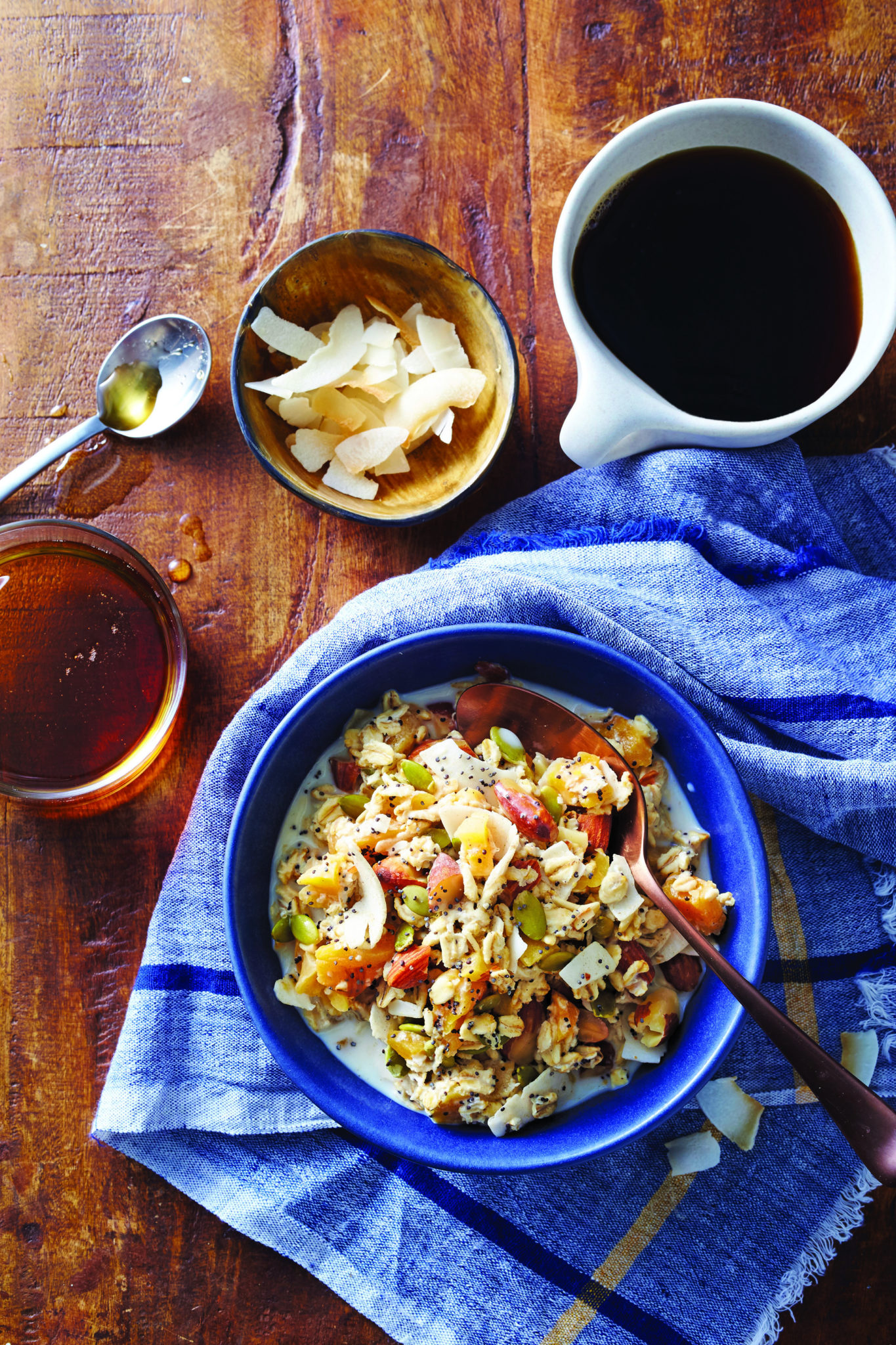 Overnight Almond-Apricot Muesli