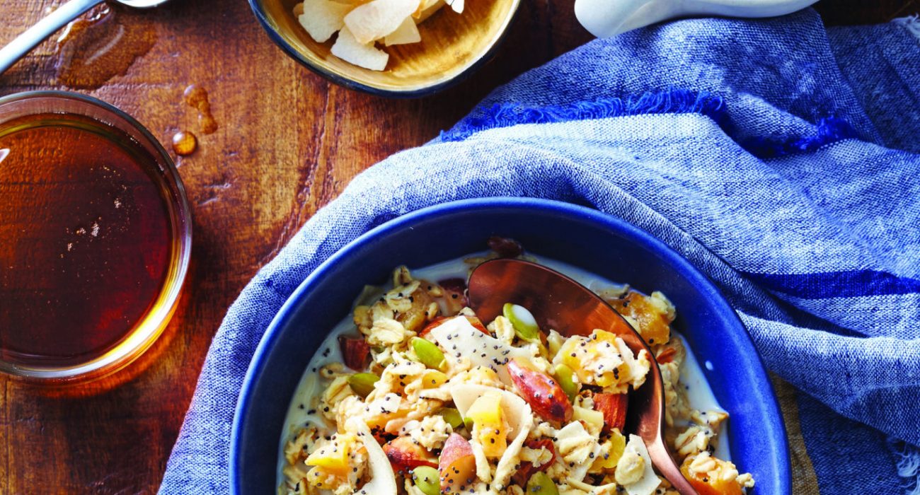 Overnight Almond-Apricot Muesli