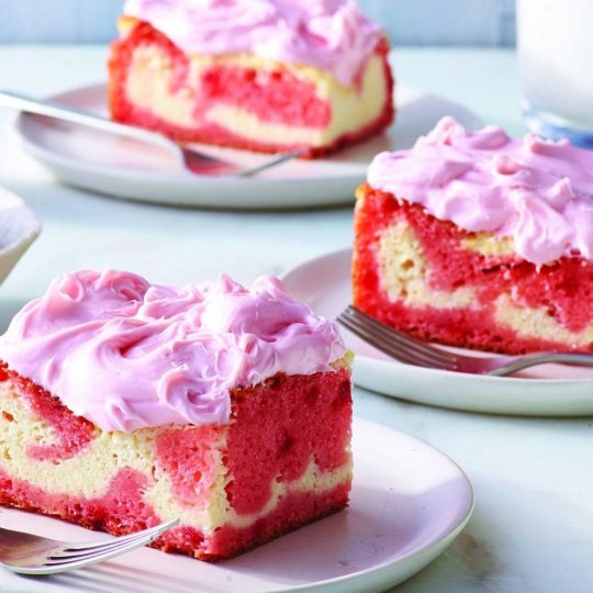 Strawberry Love Cake